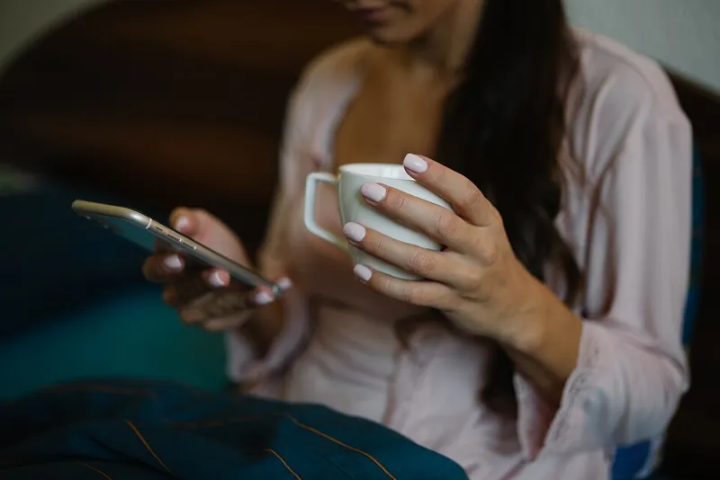 Five Minutes to a Better Day: The Morning Micro-Habit That Actually Sticks